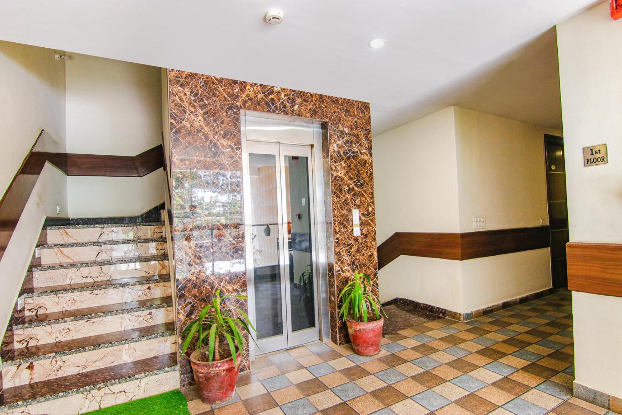 Fabhotel Lime Wood Mohali Esterno foto