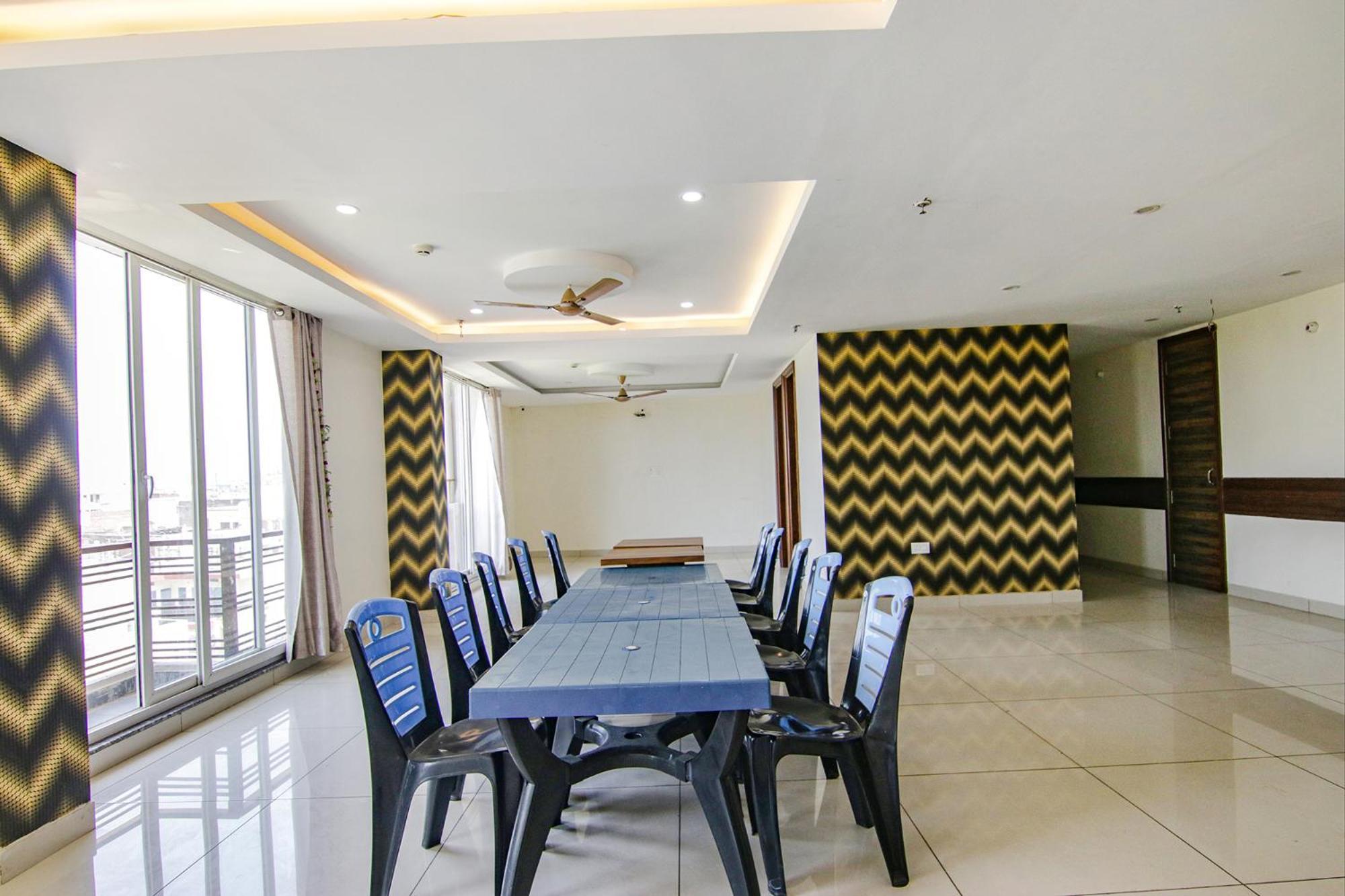 Fabhotel Lime Wood Mohali Esterno foto